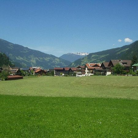Pension Steiner Mayrhofen Bagian luar foto